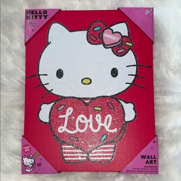 🆕 Hello Kitty Wall Art with Heart Design Love - Picture 1 of 5